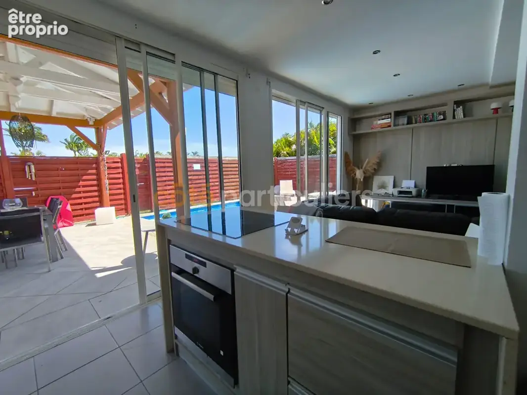 A VENDRE Villa  Saint-François 4 pièces - photo 6