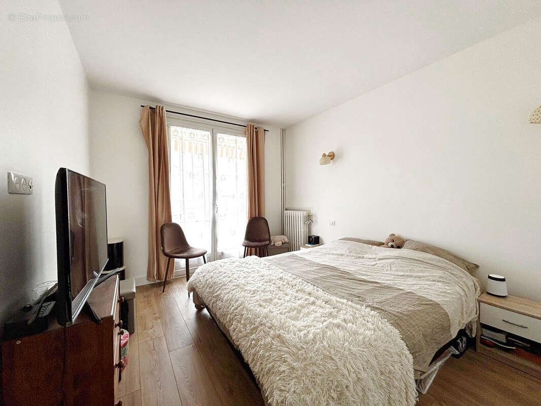 Appartement à SAINT-MAUR-DES-FOSSES