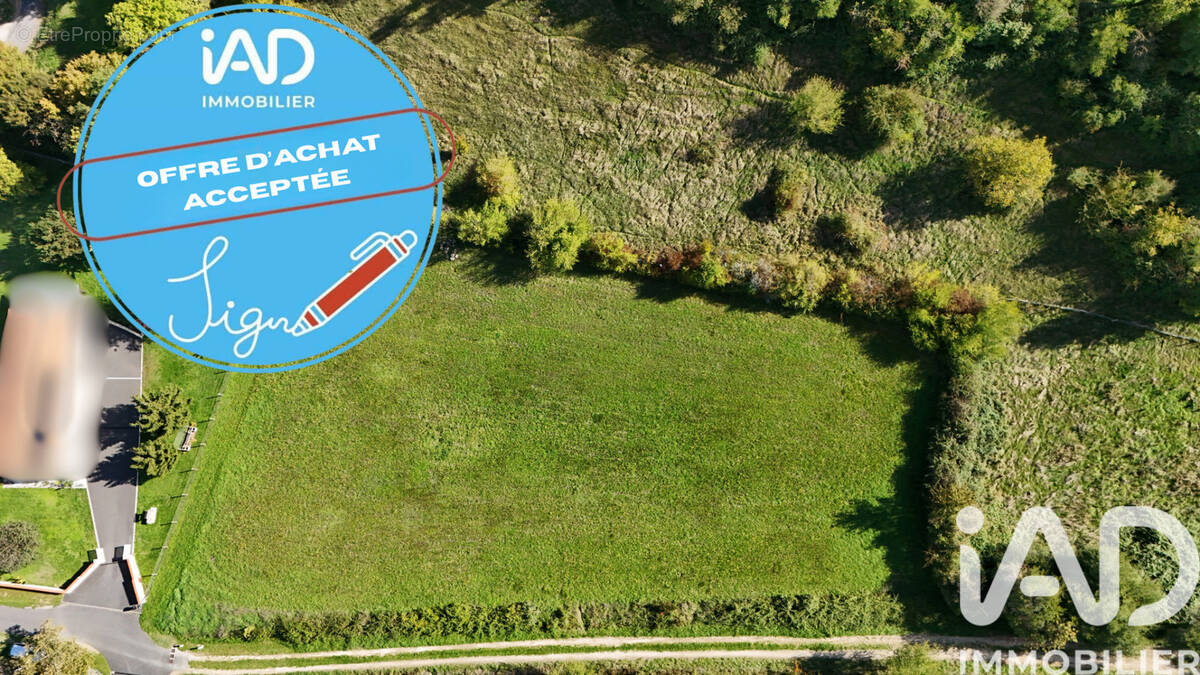 Photo 1 - Terrain à CHATEAUNEUF-SUR-CHARENTE