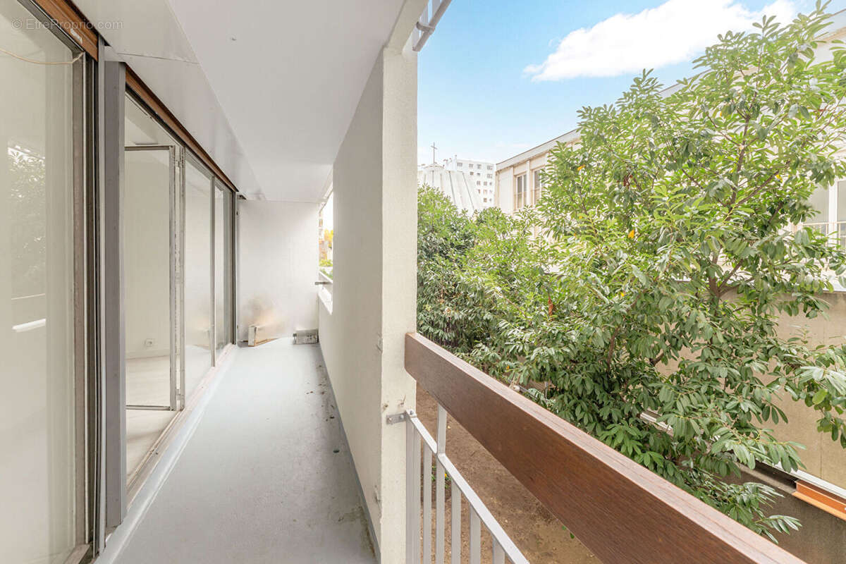 Appartement à PARIS-15E