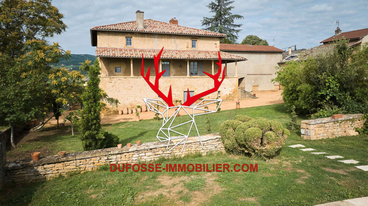 Maison à POUILLY-LE-MONIAL
