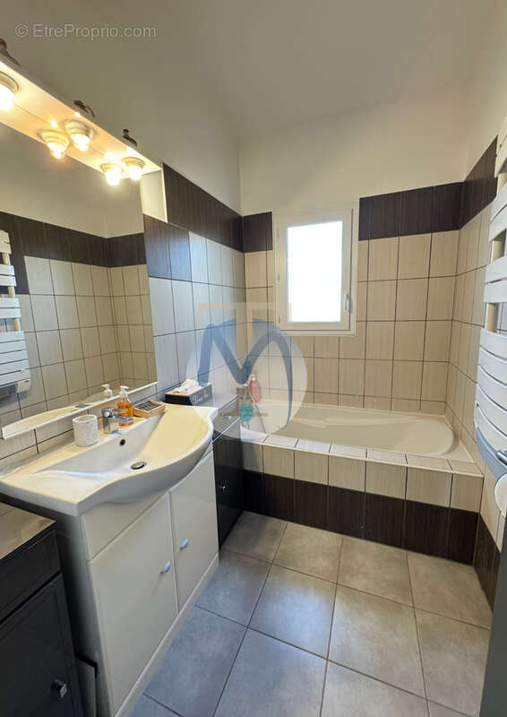 Appartement à SAINTE-MARIE