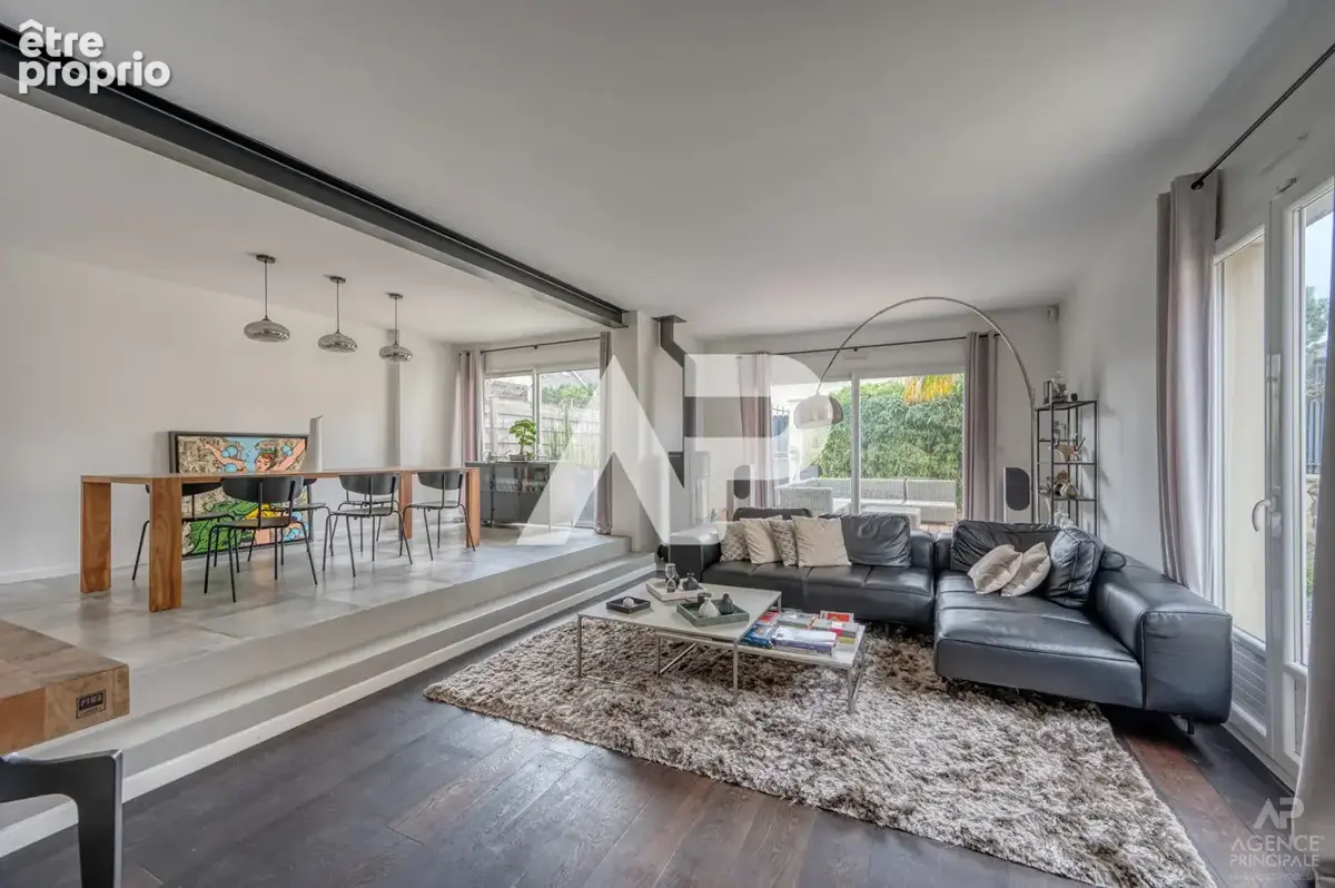 Maison Rueil Malmaison 7 pièce(s) 192 m² - photo 2
