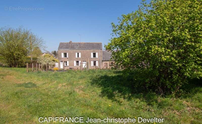 Maison à vendre GORRON (53) maison en pierres 3 chambres avec dépendances sur terrain de 3450 m2 - photo 13
