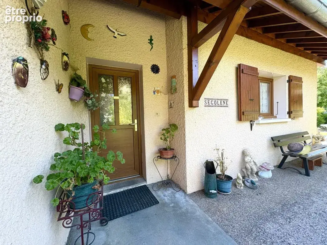 Maison 8 pièces 153 m² à vendre à Gruffy (74540) - photo 2