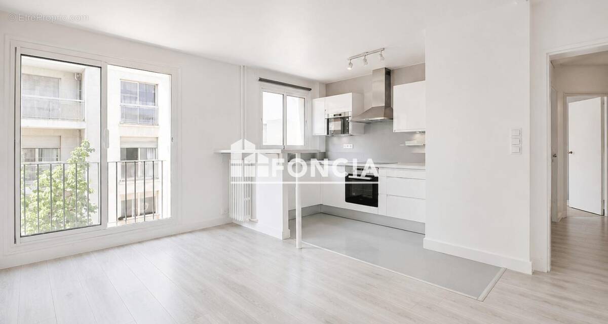 Appartement à MONTROUGE