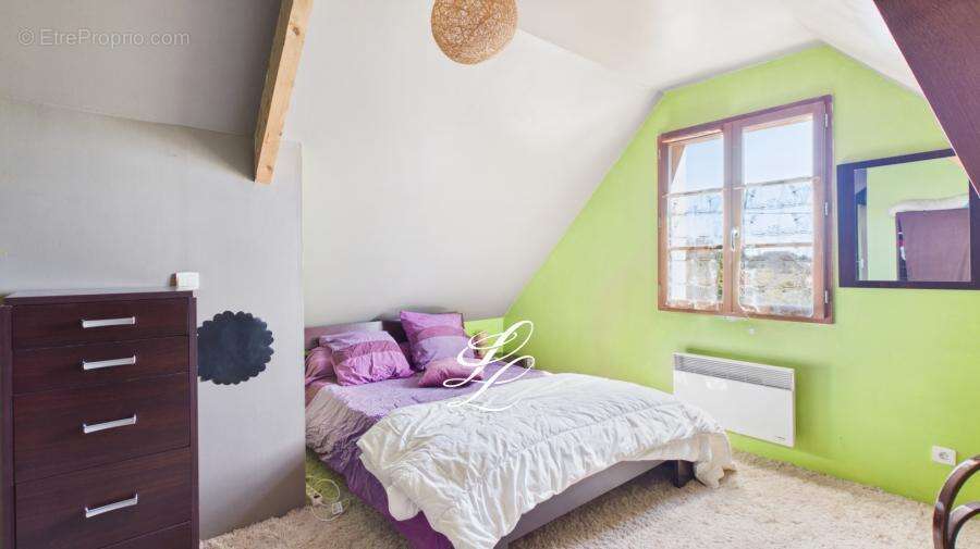 Maison 209 m² à Saint-Gervais-En-Belin  - photo 13