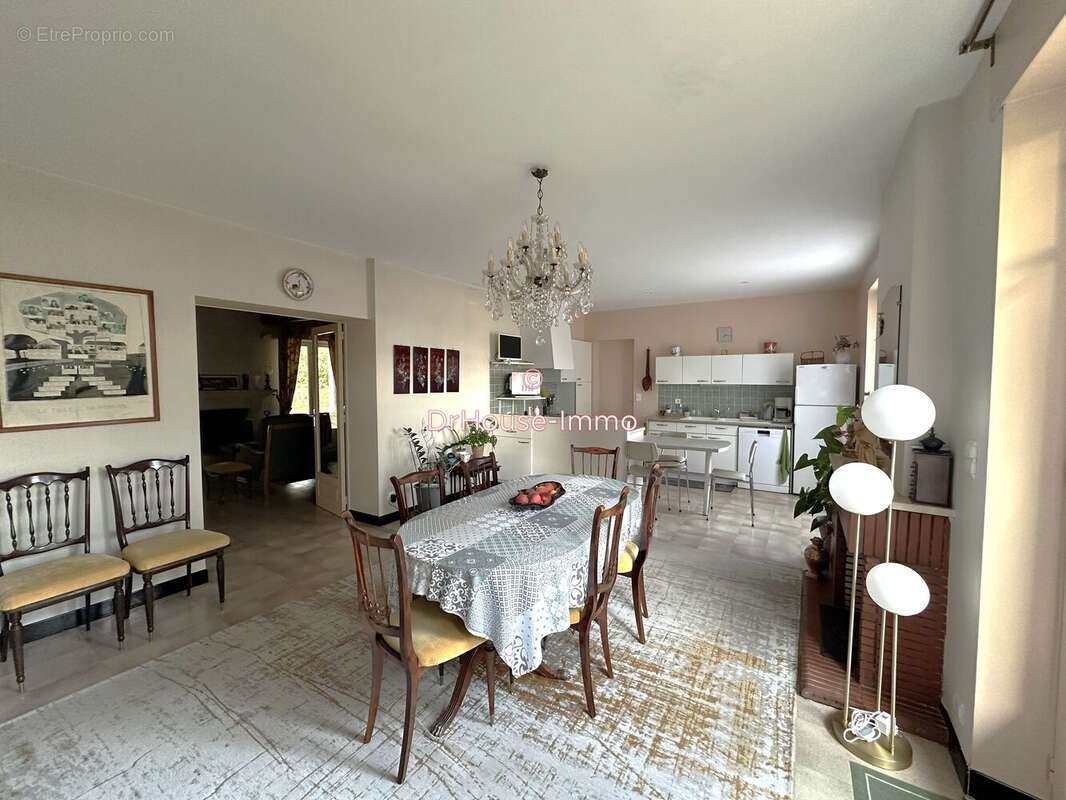 Maison 124 m² à Linars  - photo 2