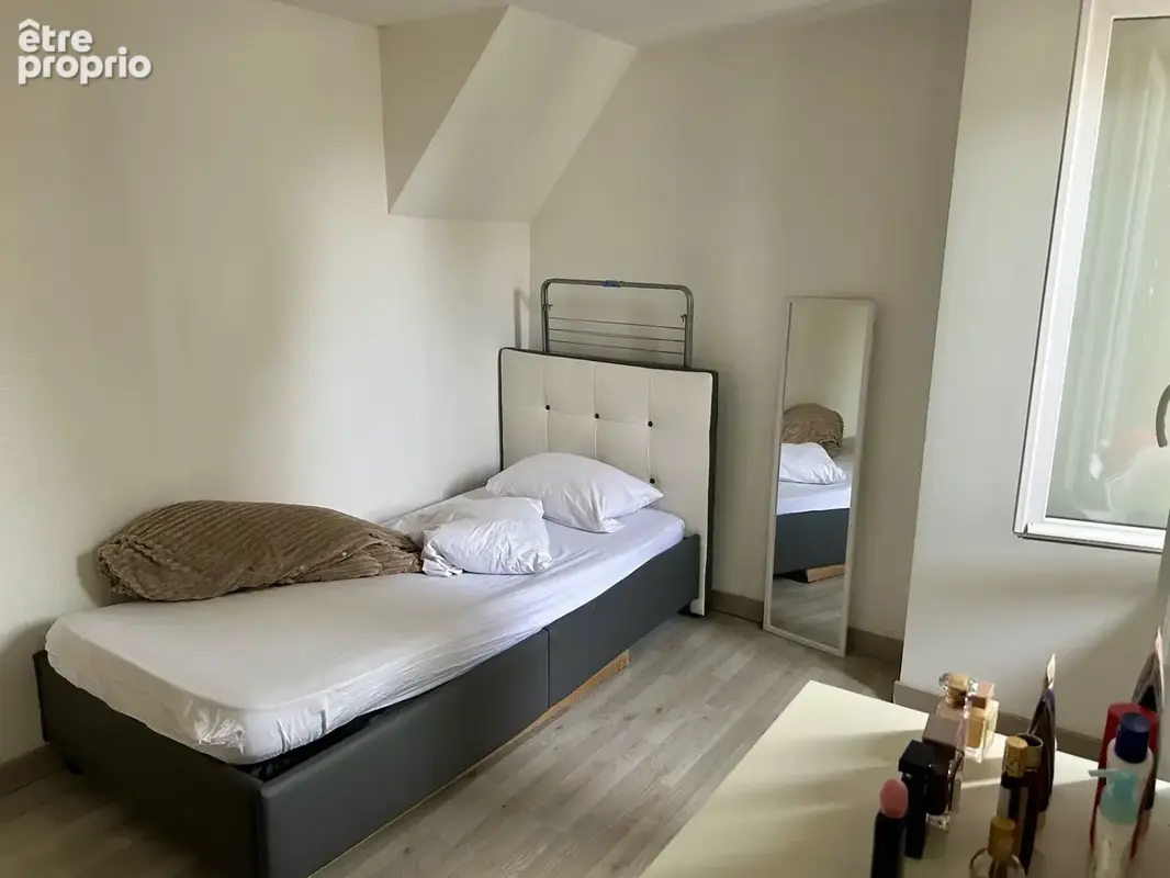 À VENDRE   Appartement T2 en plein centre de Bourgoin-Jallieu - Actuellement Loué - photo 3