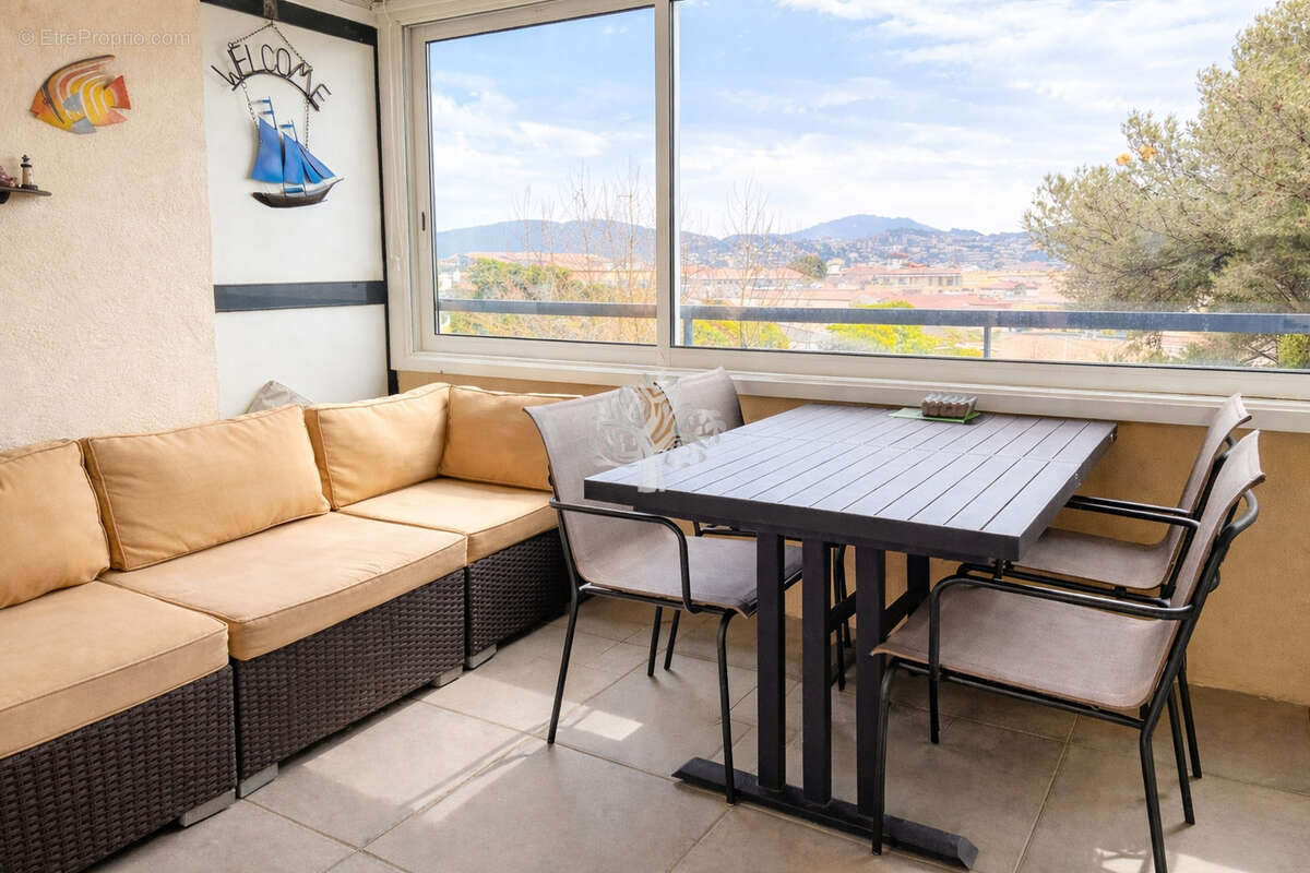 Appartement à SANARY-SUR-MER