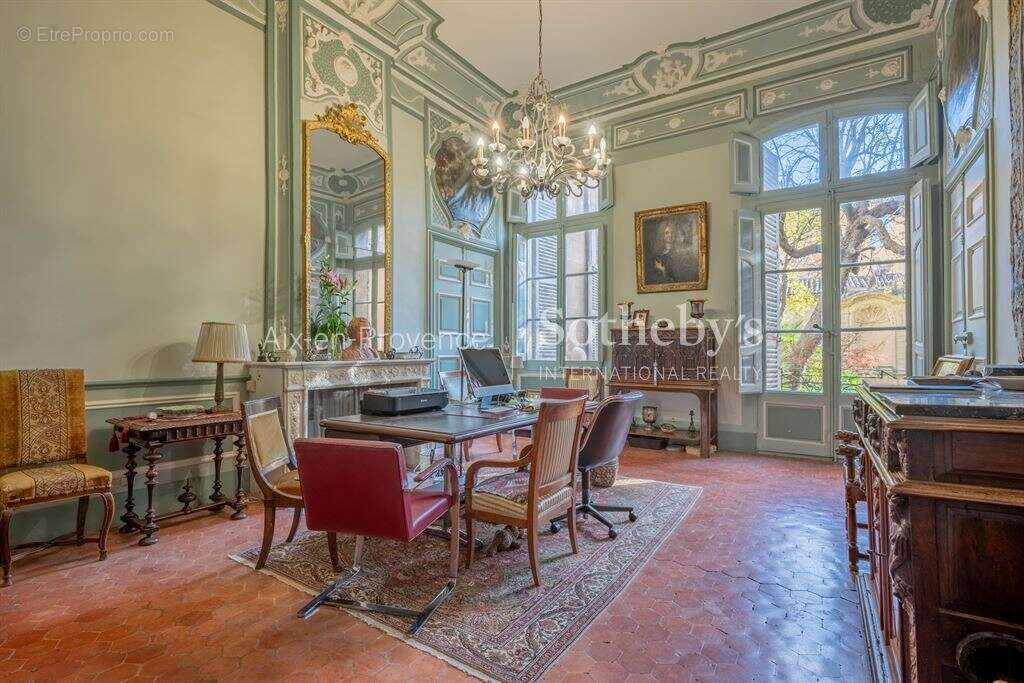 Appartement à AIX-EN-PROVENCE