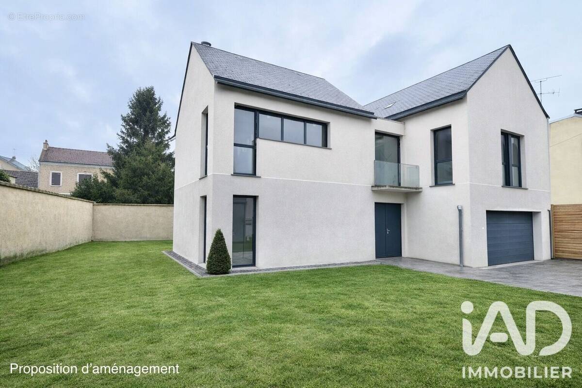 Photo 1 - Maison à L'ISLE-ADAM