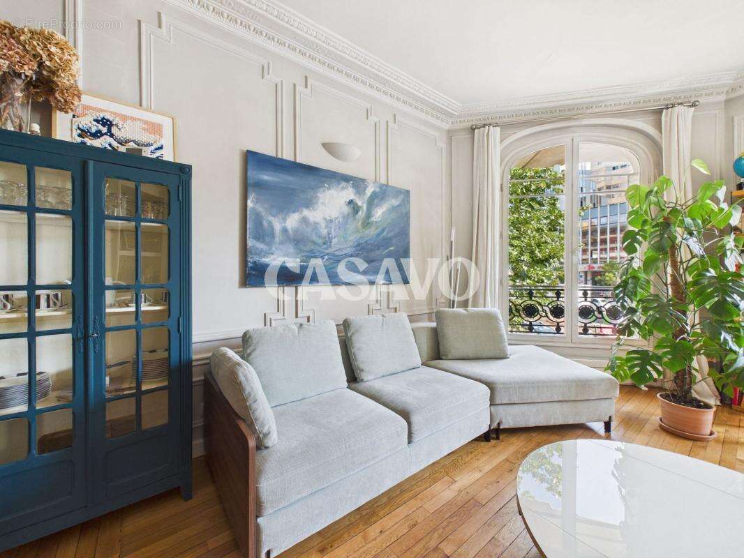 Appartement à SURESNES