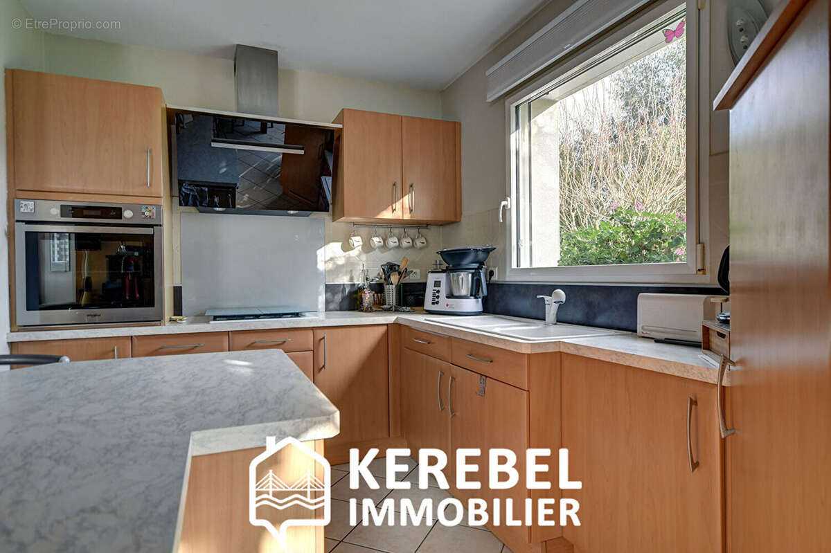 Maison à LOGONNA-DAOULAS