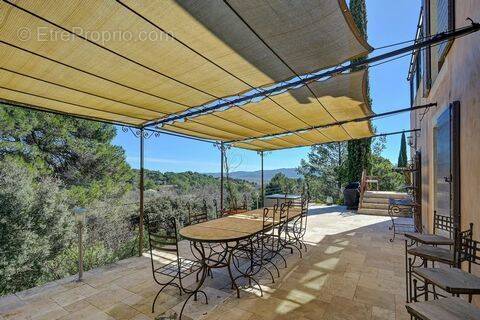 Maison à LOURMARIN