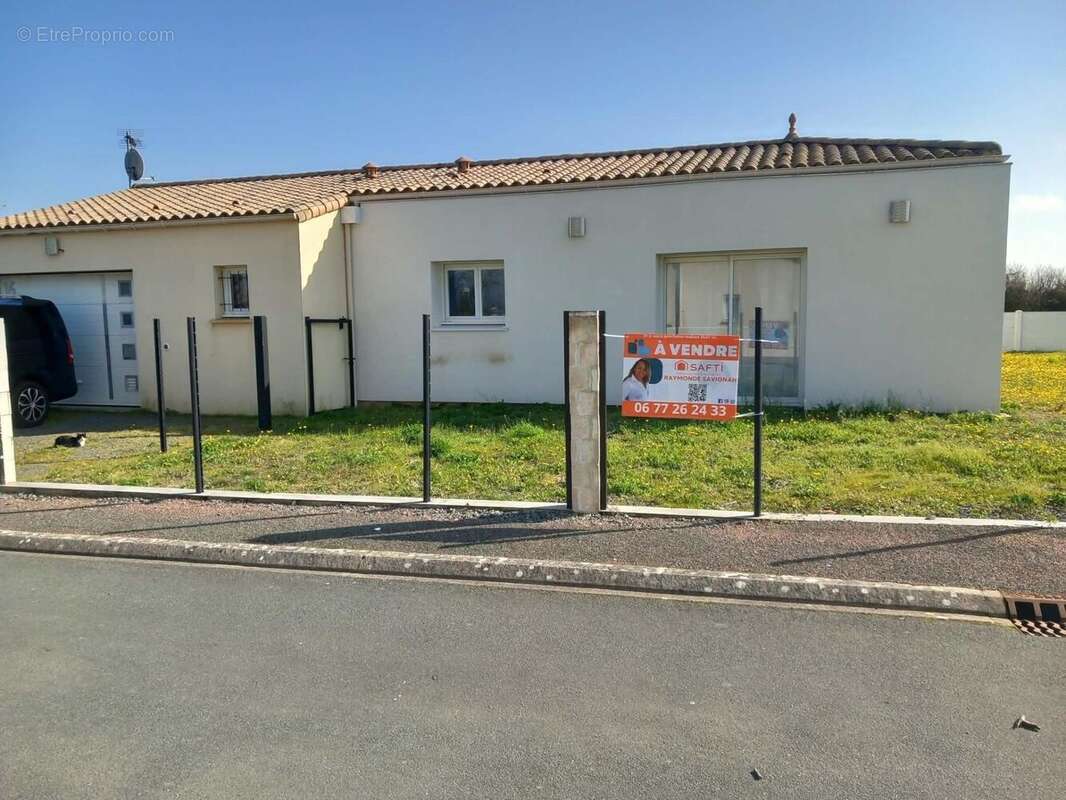Maison 128 m² à Moreilles  - photo 2