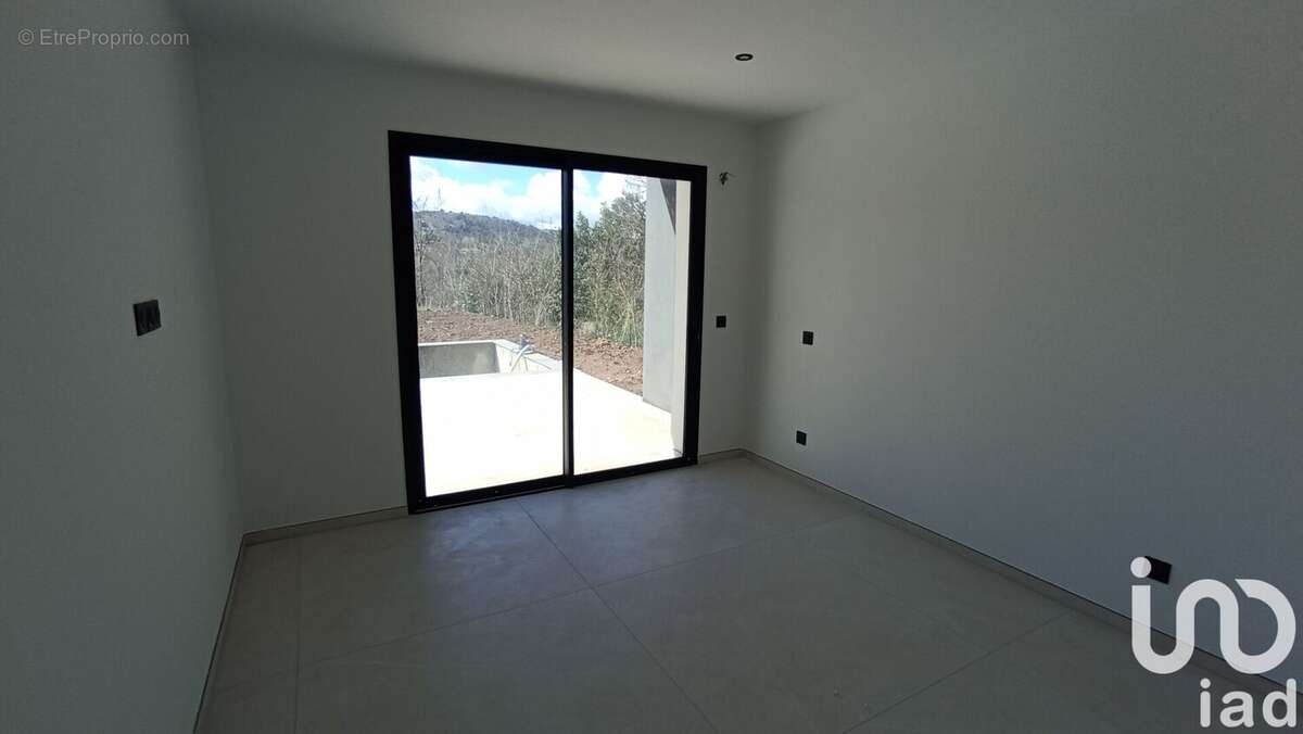Photo 8 - Maison à MALATAVERNE