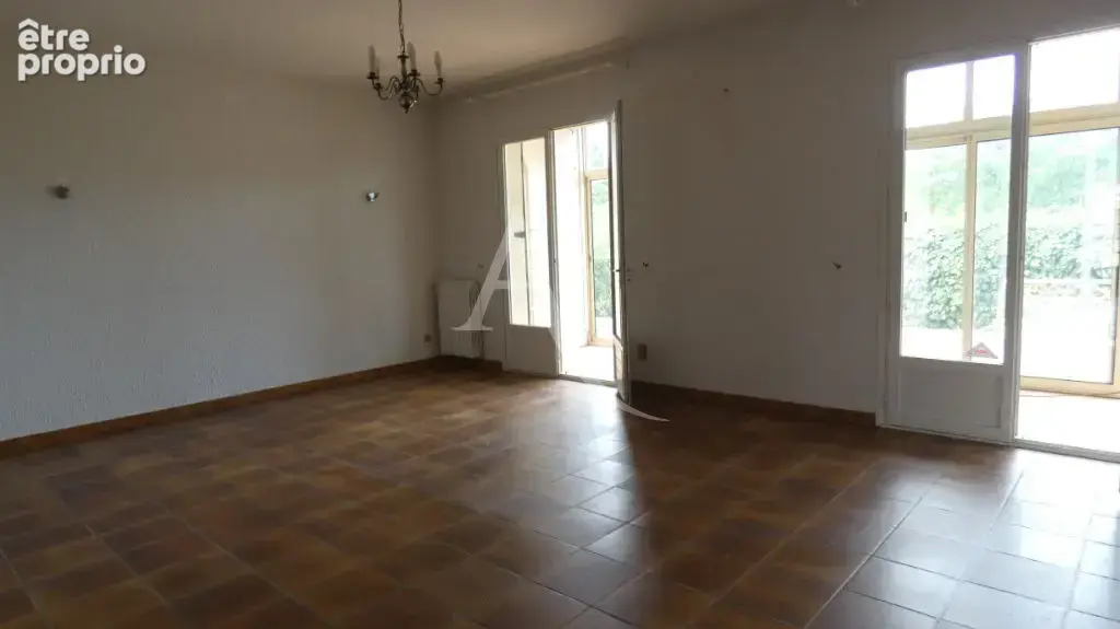 Maison à Carcassonne avec Jardin et Garage - photo 6
