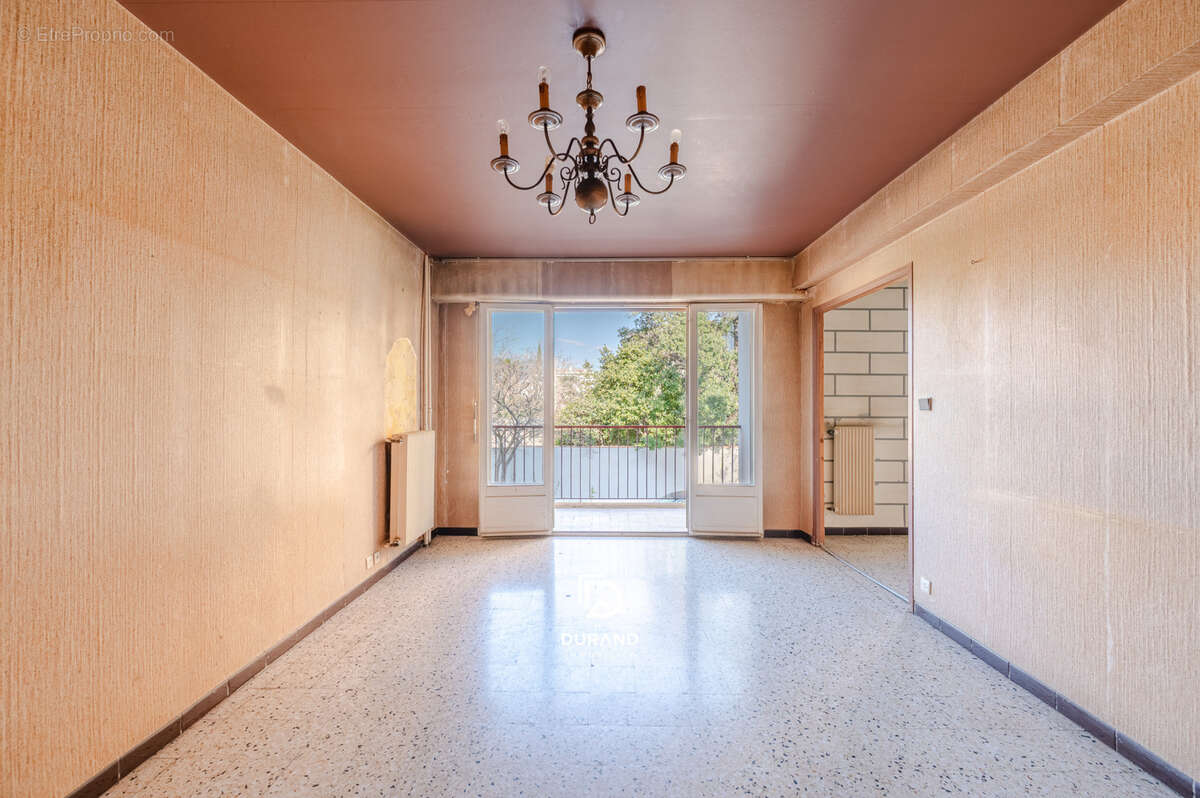 Appartement à MARSEILLE-8E