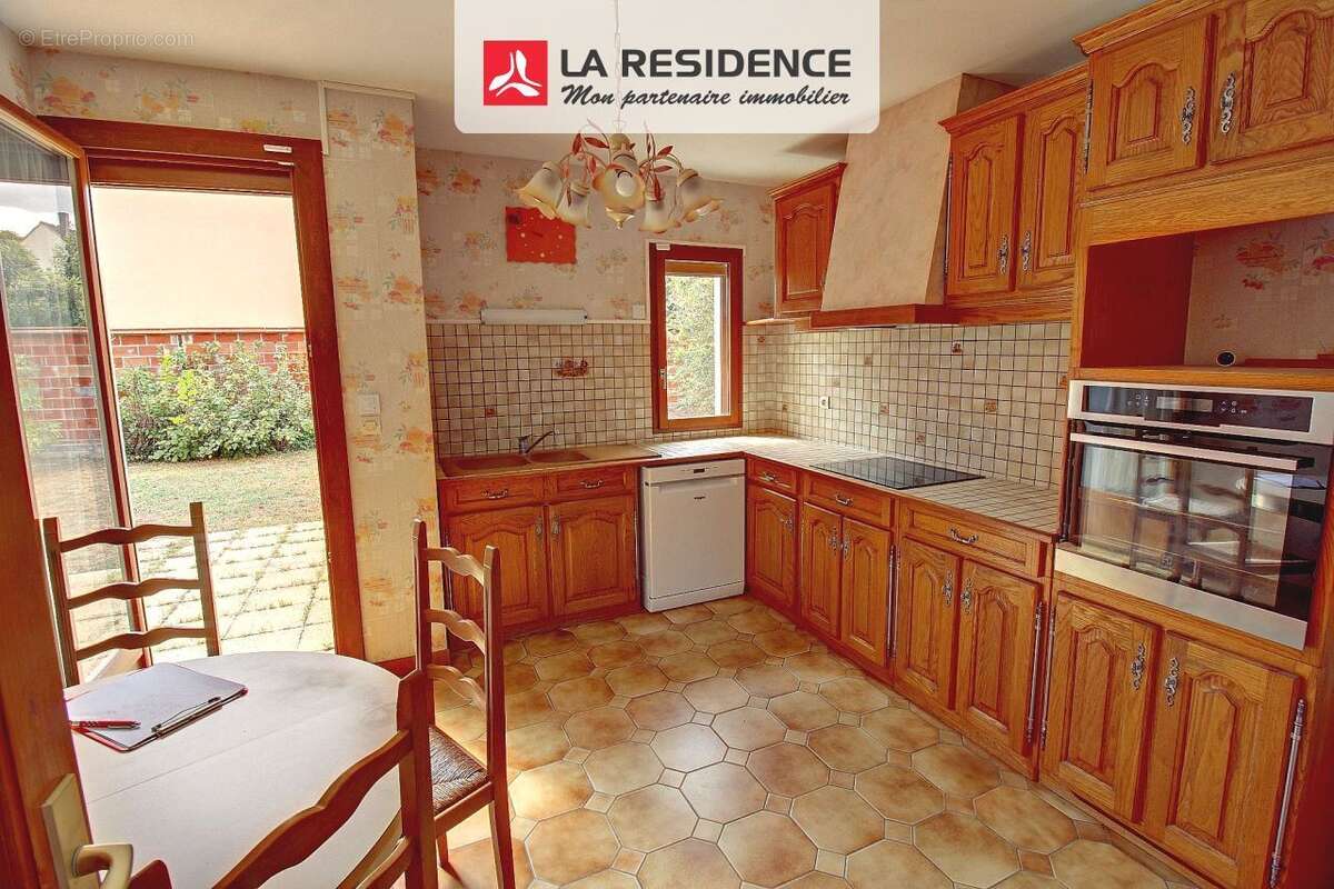 Maison 141 m² à Conflans-Sainte-Honorine  - photo 5