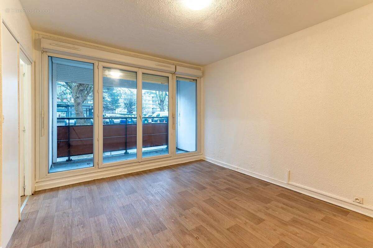 Appartement à AULNAY-SOUS-BOIS