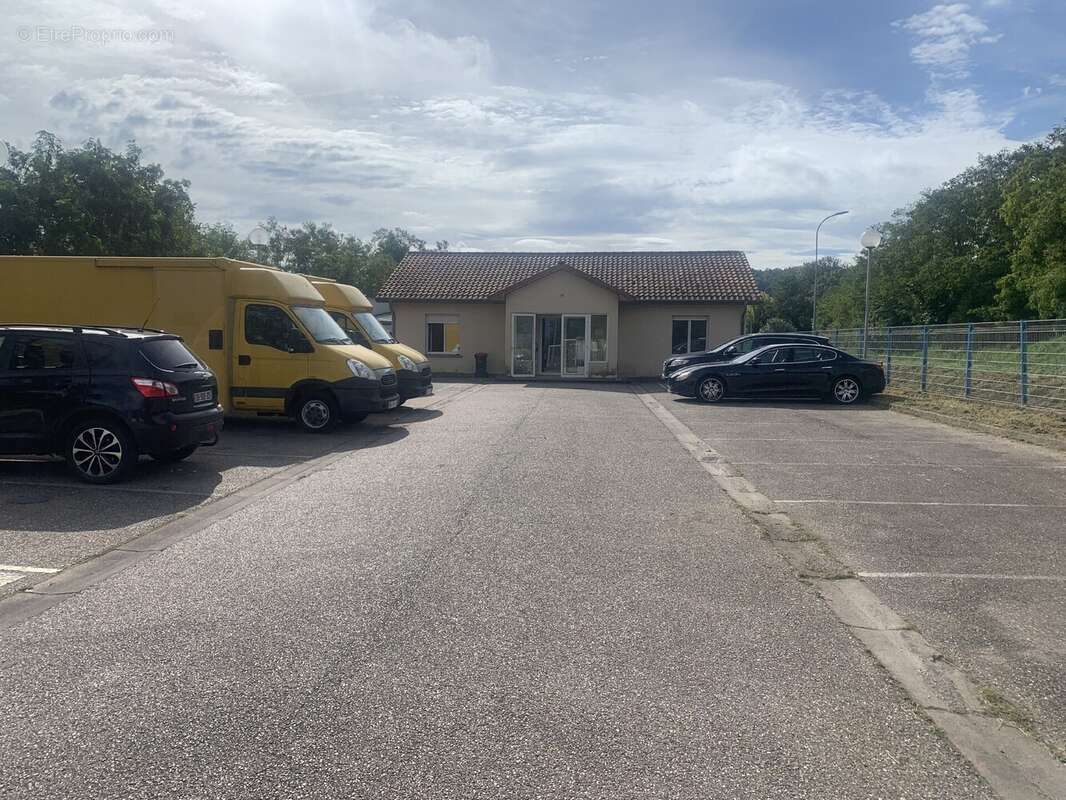 1500 m² à Leyr  - photo 3