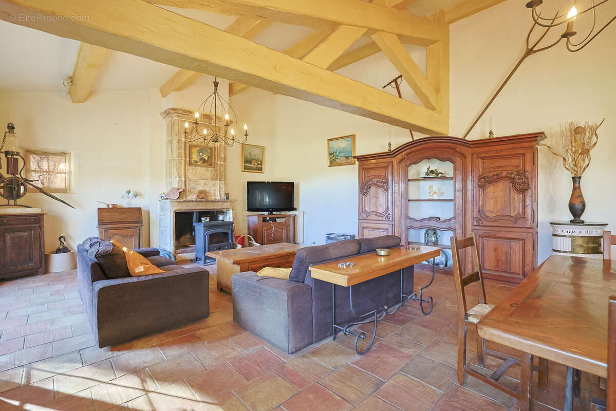 Maison à MOISSAC-BELLEVUE