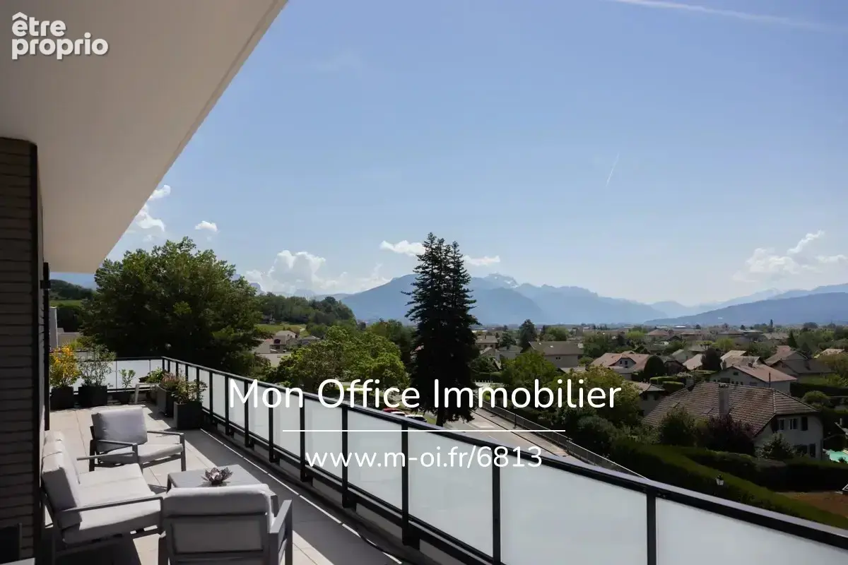 Référence : 6813-ANB - Appartement T4 en attique avec terrasse de 90m2, garage, cave et 2 places de parking - photo 2