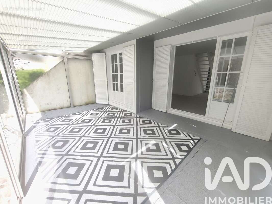 Photo 3 - Maison à LAVAL