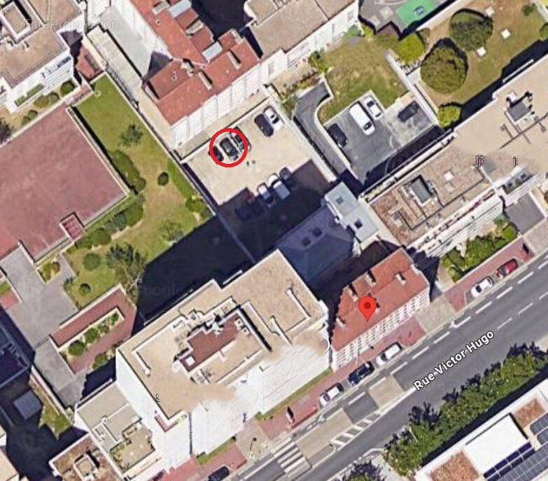 Parking à COURBEVOIE