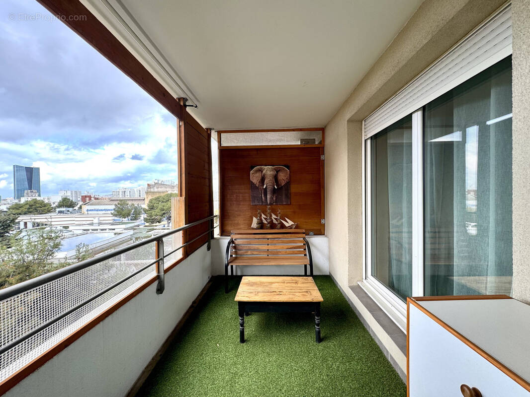 Appartement à MARSEILLE-3E