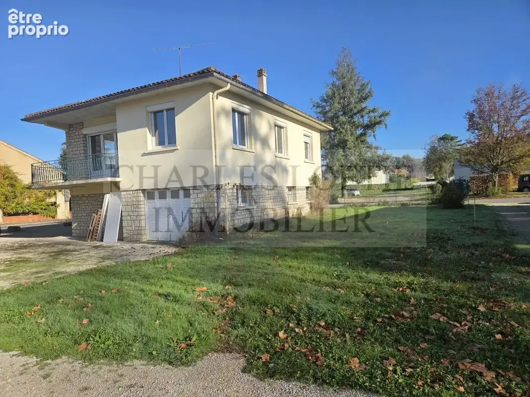 Maison à PRAYSSAC