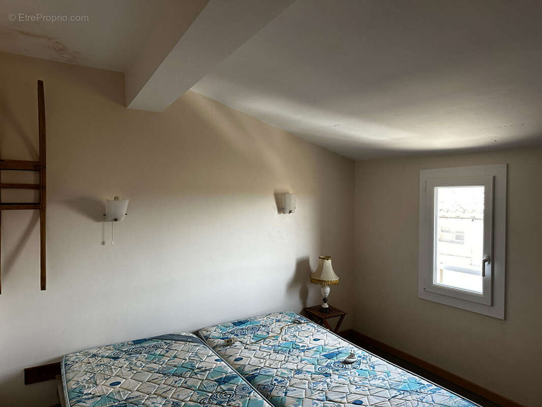 Maison Cailhau  avec dépendance transformable en habitation. - photo 8