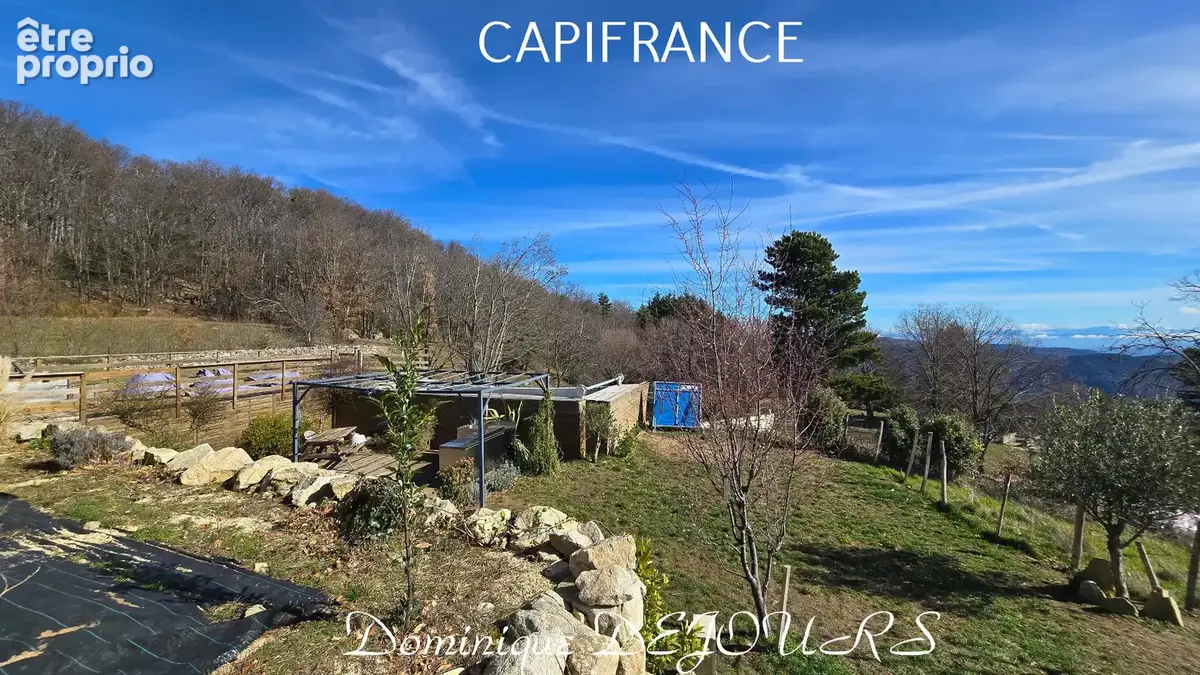 Ardèche - Magnifique Maison d'architecte de 184 m² habitable - Bel espace extérieur - Vue panoramique sur les montagnes ardèchoi - photo 48