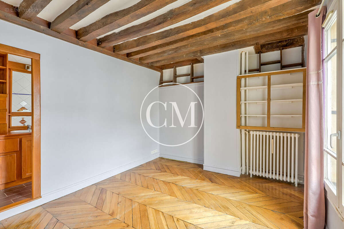 Appartement à VERSAILLES