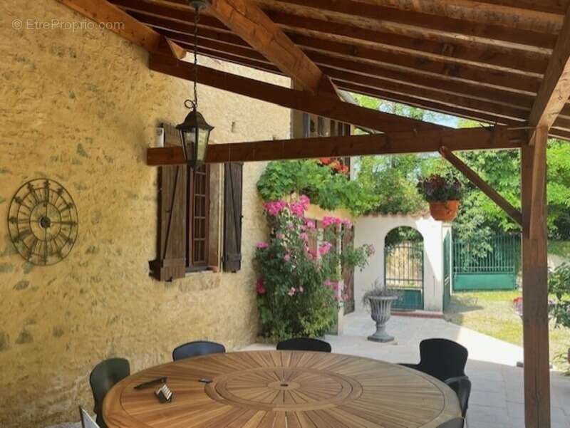 PLAISANCE (32): SANS TRAVAUX, MAISON XVIIIs restaurée avec élégance SUR 240M2 habitables, 6600m2 de jardin,géothermie,  puits, g - photo 54