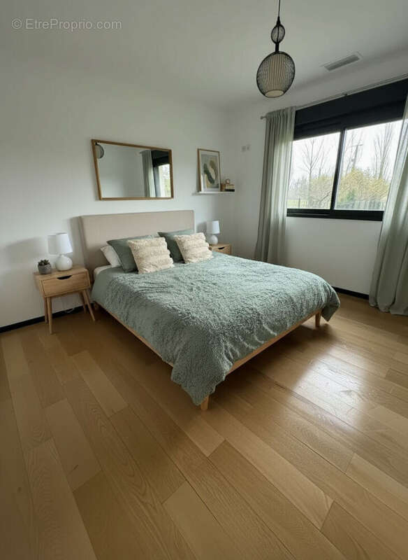 Maison à SAINT-SEURIN-SUR-L'ISLE