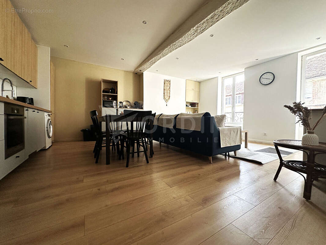 Appartement à JOIGNY