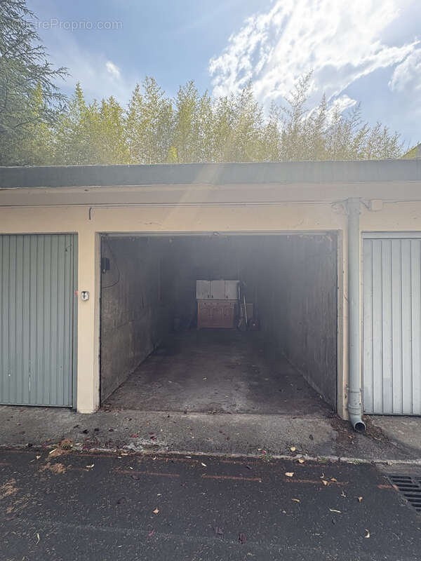 Garage fermé de 16m2 - photo 2