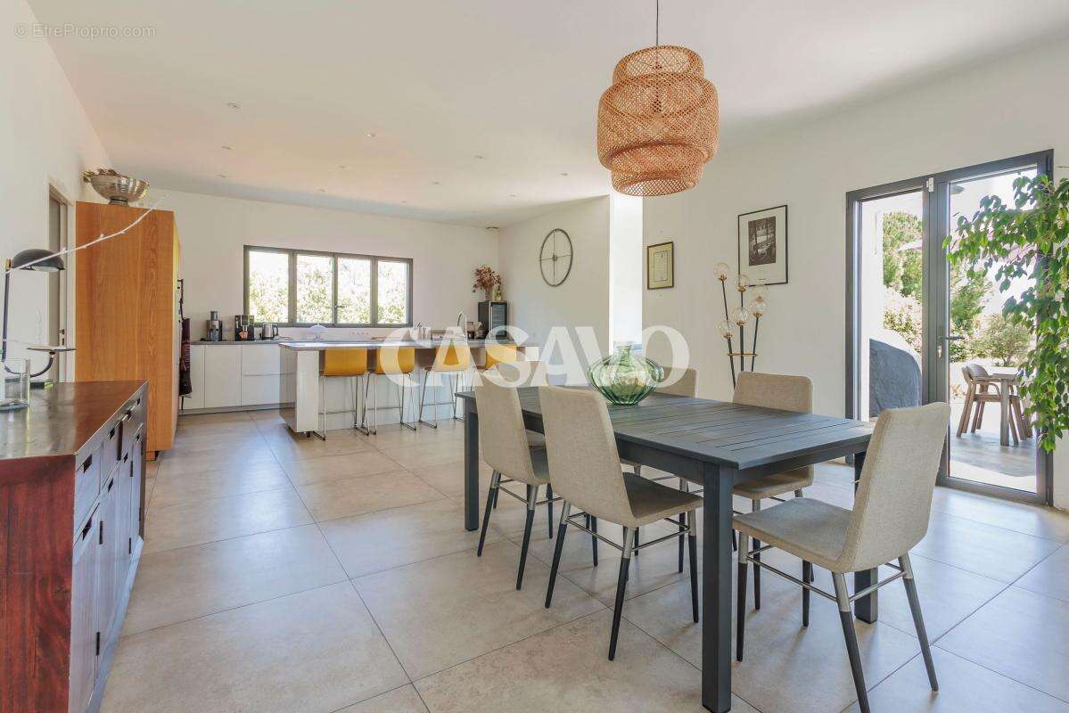 Vente Maison 7 pièces de 285m² - 13200 Arles - photo 9