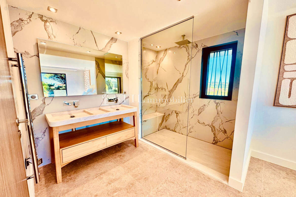 Maison à SAINTE-MAXIME