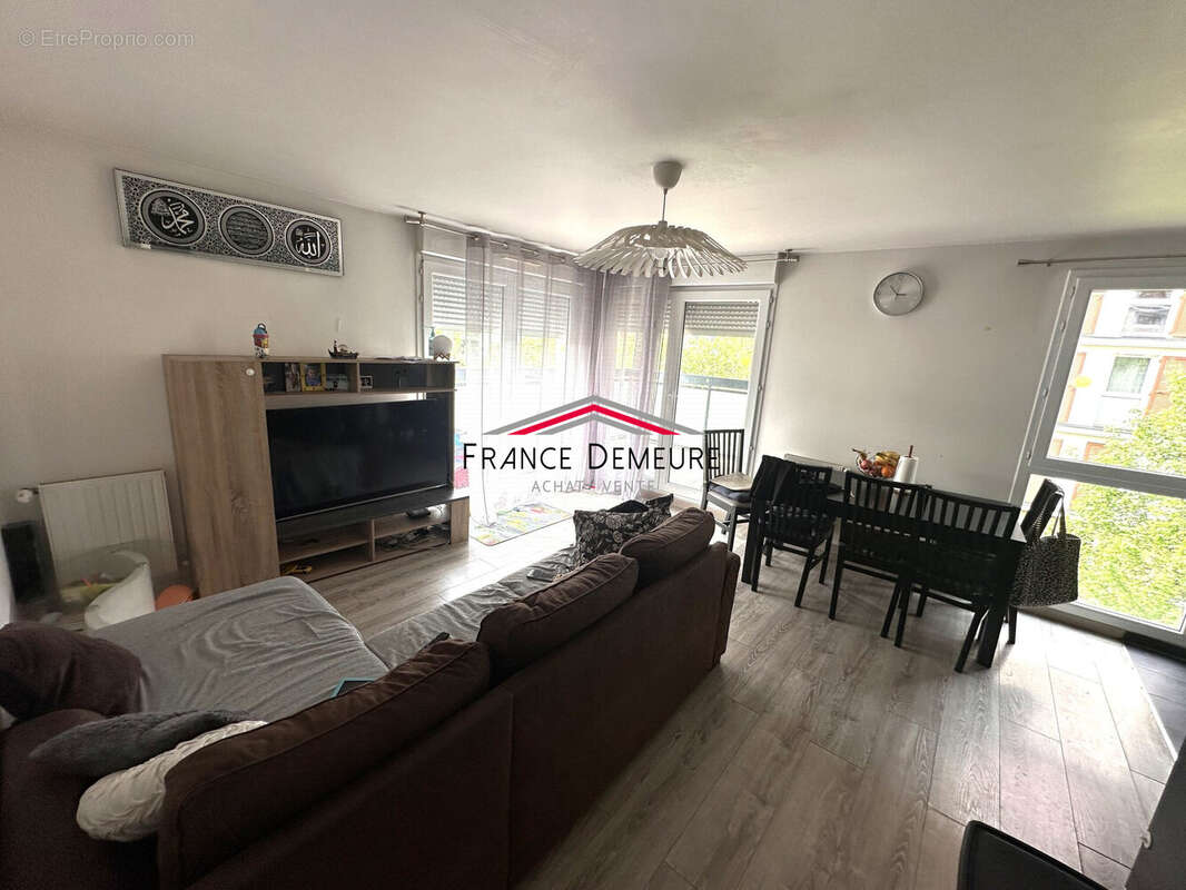Appartement 72 m² à Franconville  - photo 3