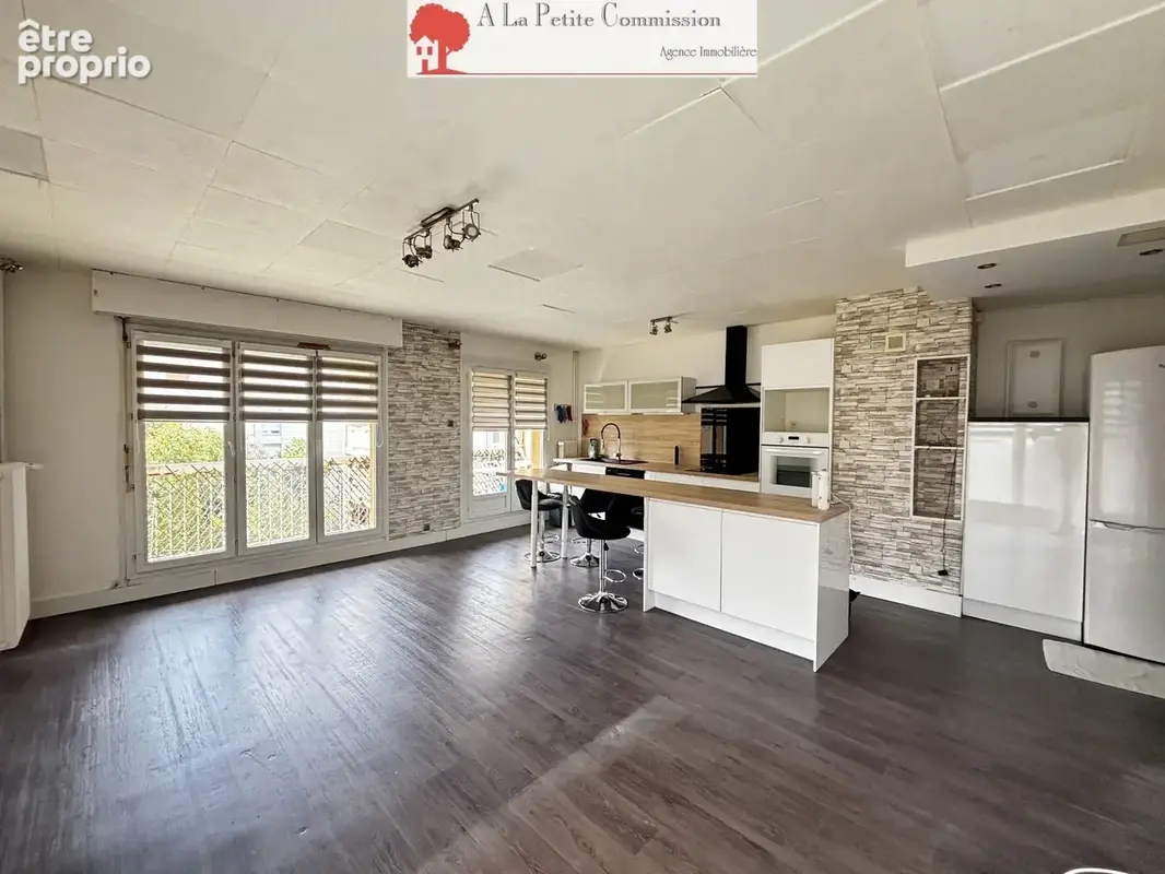 Appartement 3 pièces 67 m² · à Chartres · 66,7 m² · 126 000 €