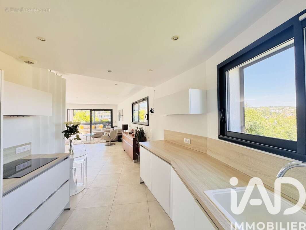 Photo 8 - Maison à FREJUS