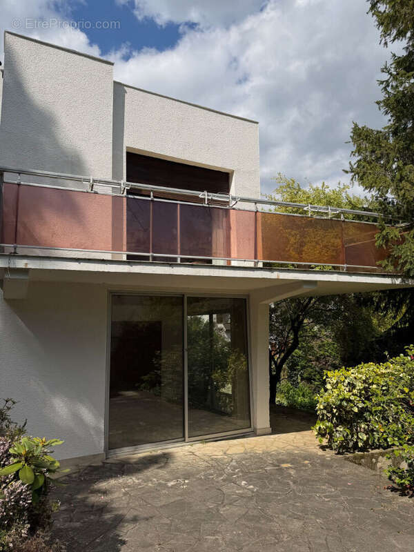 Maison à JOUY-EN-JOSAS