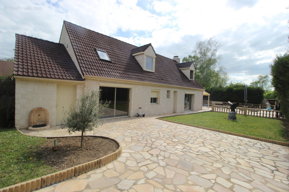 Maison à PERIGNY
