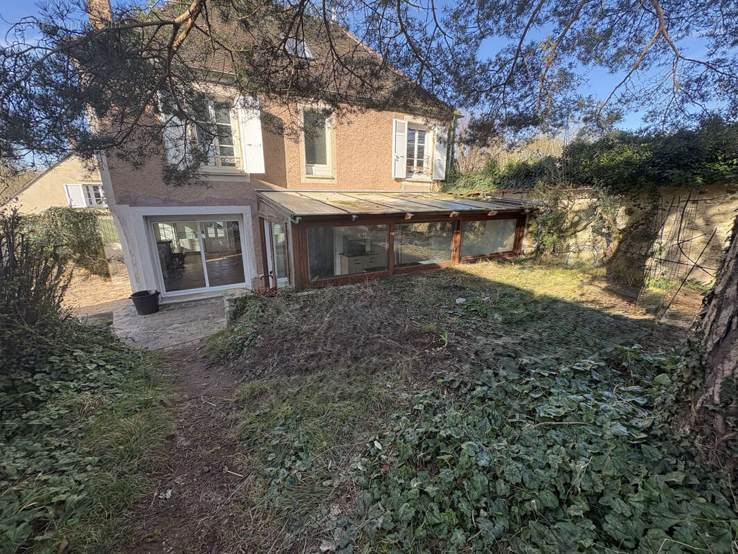 Maison à SAINT-SAUVEUR-SUR-ECOLE