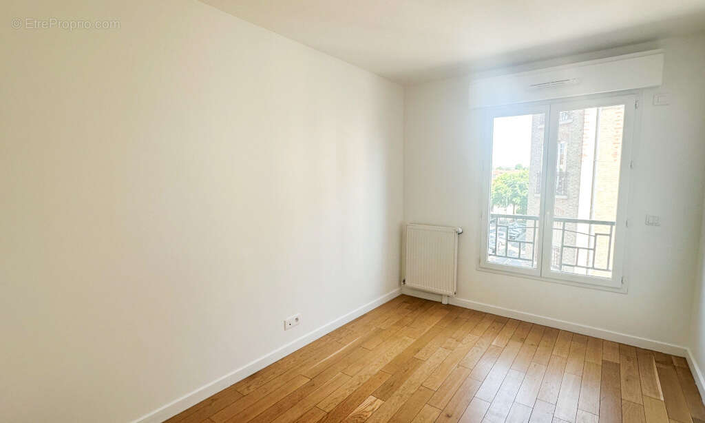 Appartement à SARTROUVILLE