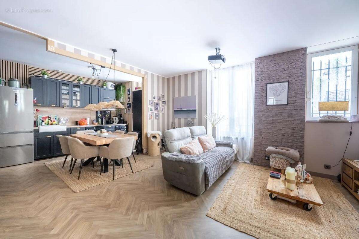 Appartement à MEULAN