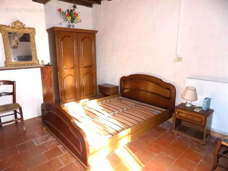 Maison à SEISSAN